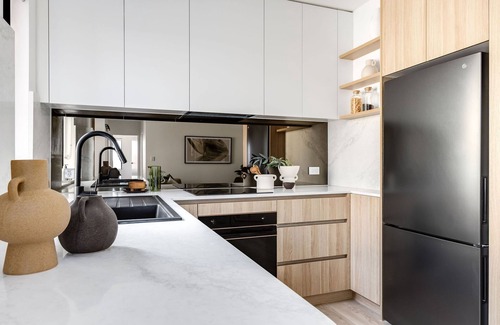 Bondi Apartment | Family-Friendly Kahlo Bondi 2 BR Apartment with Kitchen