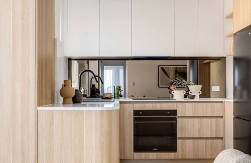 Bondi Apartment | Family-Friendly Kahlo Bondi 2 BR Apartment with Kitchen