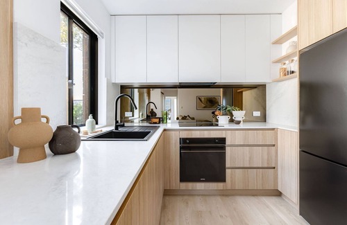 Bondi Apartment | Family-Friendly Kahlo Bondi 2 BR Apartment with Kitchen