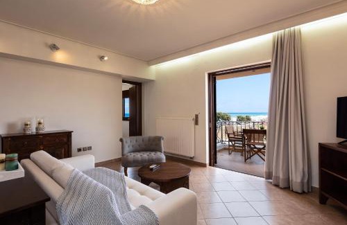 Analipsi Apartment | Pet-Friendly Kahlua Bay Apartments with Oceanfront Views