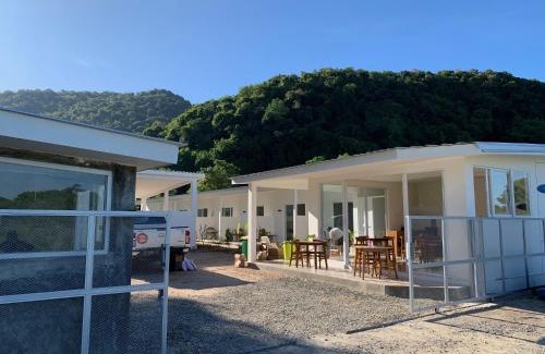 Sekongkang Bed & Breakfast | Kahurangi Hotel: Guest Rated 9/10 with Ocean View Pool