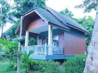 Ko Chang Resort | Experience Kai Bae Beach Resort: Oceanfront Bliss Awaits