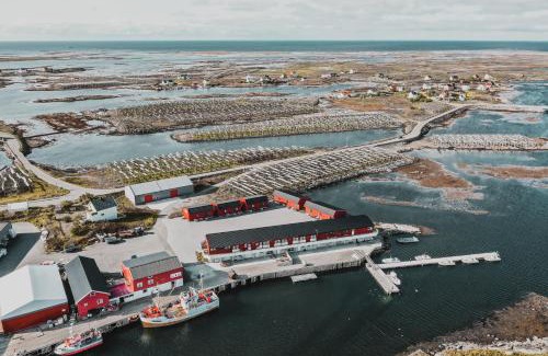 Rost Apartment | Explore Kaikanten Rorbuer - Røst: Family-Friendly Getaway