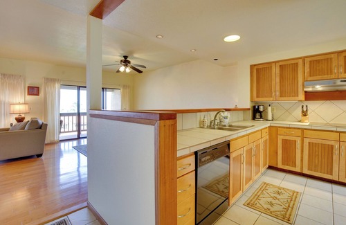 Kahaluu-Keauhou Condo | Oceanfront Kailua-Kona Condo with Pool and Spa Access
