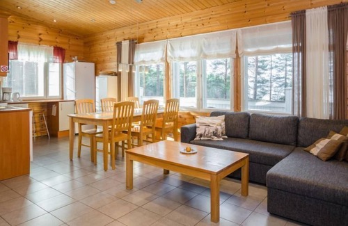 Koli National Park House | Relaxing Retreat at Kainaloranta with Lake Views & Spa