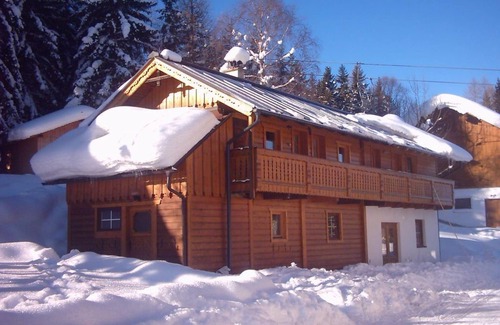 Pichl-Preunegg House | Kainerhütte - holiday home/3 bedrooms/shower or bath, toilet
