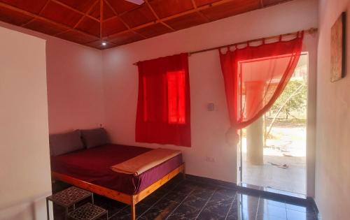 West Coast Division House | Discover KAIRO: Pet-Friendly Retreat for Family Getaways