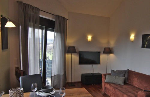 Sasbach am Kaiserstuhl Apartment | Mountain View Bliss at Kais Winzerhof with Pool & Breakfast