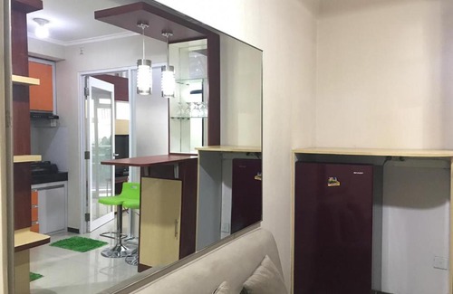Cimahi Apartment | Guest Rated: Kaisar'Room with Pool & Pet-Friendly Amenities