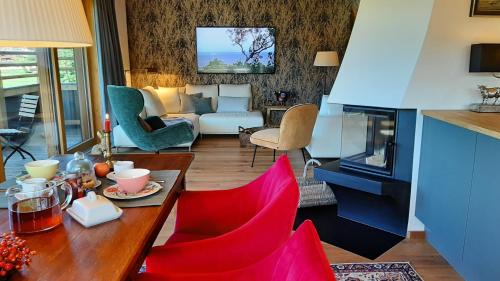 Reit im Winkl Apartment | Elevated Comfort at KAISER: Oceanfront Family Retreat