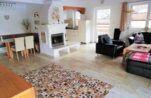 Scheffau am Wilden Kaiser Apartment | Oceanfront Kaiser Suite: Family-Friendly Retreat in Scheffau