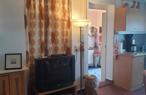 Elbersroth Apartment | Comfortable Kaiser's Doppelzimmer 4 in Beautiful Franken