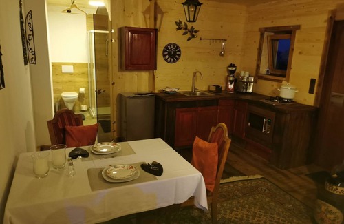 Ebbs House | Comfortable Kaiserhaus Harald Astner Studio with Spa & Breakfast