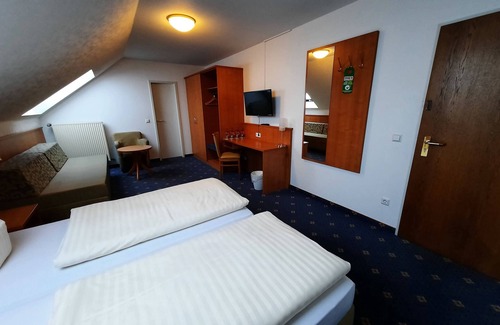 Ahlten Hotel | Family-Friendly Kaiserhof with Restaurant & Breakfast Options