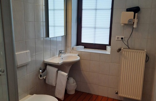 Ahlten Hotel | Family-Friendly Kaiserhof with Restaurant & Breakfast Options