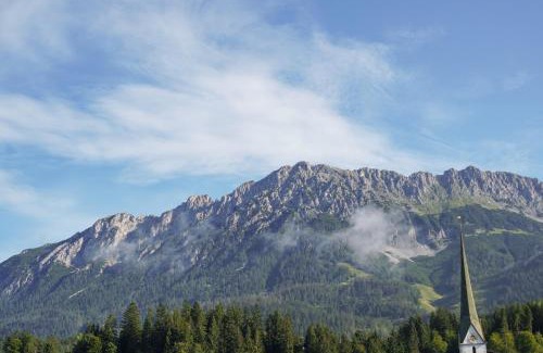 Scheffau am Wilden Kaiser Apartment | Experience Kaiserlodge: 4-Star Oceanfront Retreat
