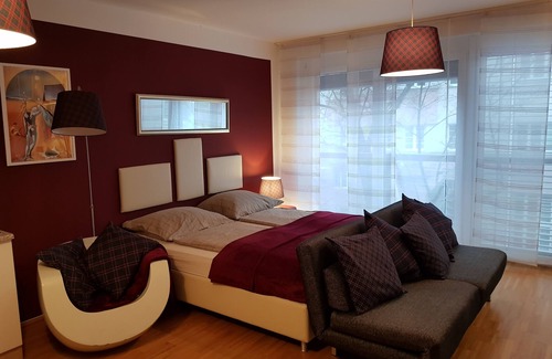 Kaisermuhlen Apartment | Comfortable Kaisermühlen Apartment Erni near UNO City