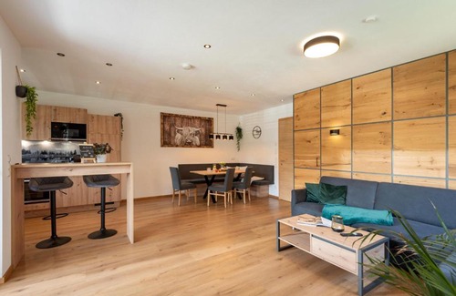 Ellmau Apartment | Stunning Kaiserresidenz Ellmau: Oceanfront & Family-Friendly
