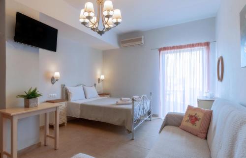 Palaiochora Apartment | Top-Rated Kaiti's Studios & Apartments for Families