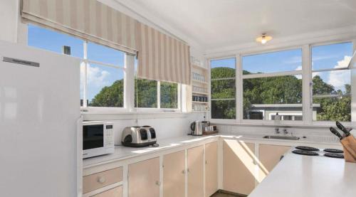Kakanui House | Kakanui Oceanside Retreat