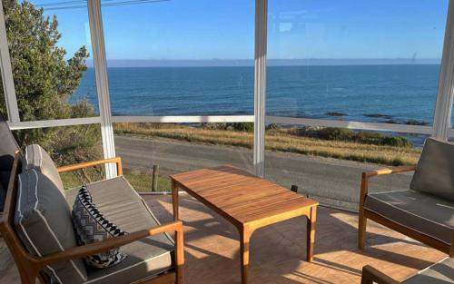 Kakanui House | Kakanui Oceanside Retreat