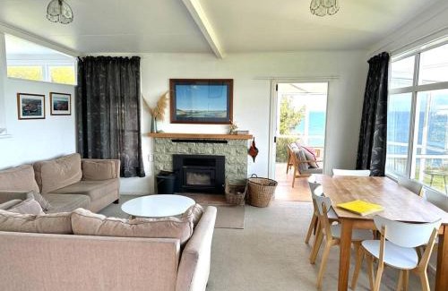Kakanui House | Kakanui Oceanside Retreat