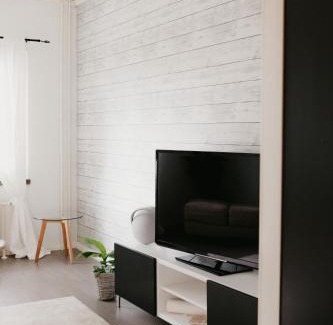 Nokia Apartment | Relaxing Getaway by the Lake Near Tampere - Pet Friendly!