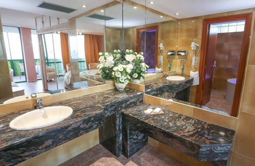 El Albir Hotel | Discover KAKTUS Hotel Albir: Family-Friendly with Spa & Pool