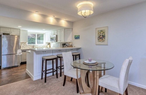 Adelma Beach Condo | Cozy Kala Point View Condo with Private Beach Access