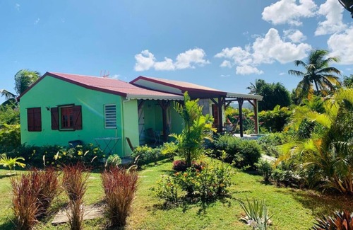 Saint-Louis House | Relaxing Kaladja Bungalow with Pool Near the Beach