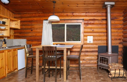 Kalaloch Cabin | Kalaloch Lodge: Guest Rated 8.8 with Family-Friendly Amenities