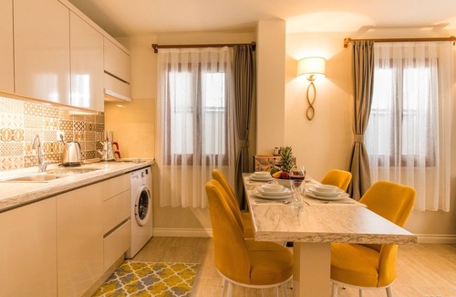 Kalkan Apartment | Guest Rated 10/10: Kalamaki Flats with Family-Friendly Amenities