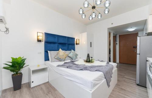 Guadalupe Apartment | Kid-Friendly Kalani by J&J with Pool & Netflix - 10/10 Rating