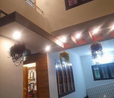 Pallivasal Villa | Discover Kalapurayil House: Top-Rated Stay with Kitchen