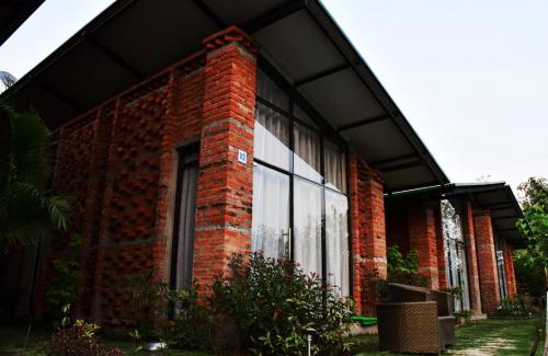 Akbarpur Hotel | Kalawatigreens