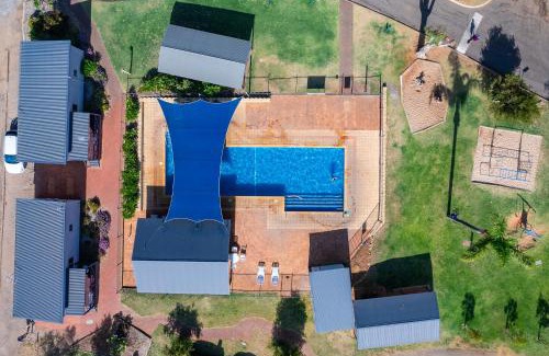 Kalbarri Resort | Inviting Kalbarri Tudor Holiday Park: Family-Friendly Getaway