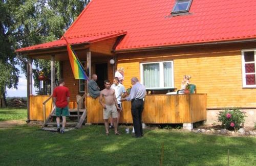 Valga House | Inviting Kalda Talu: Pet-Friendly Retreat with Hot Tub