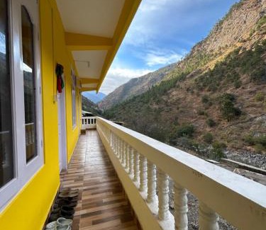 Bomdila House | Exceptional Kalden Homestay with Delicious Breakfast Options