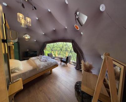 Ayder Hotel | Discover Kaledome Orman Evleri with Inviting Restaurant