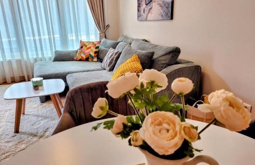 Dorcol Apartment | Stylish Kalemegdan Riverfront Apartment - Child-Friendly Retreat