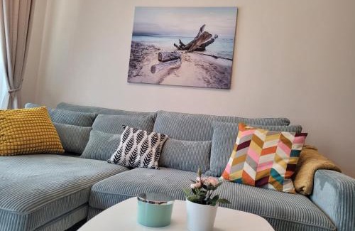 Dorcol Apartment | Stylish Kalemegdan Riverfront Apartment - Child-Friendly Retreat