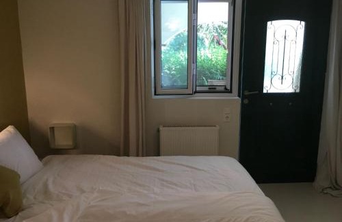 Alonia Bed & Breakfast | Family-Friendly Stay at Kali Zoi B&B in Zakynthos