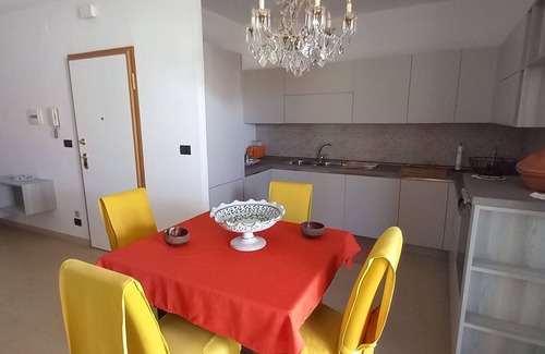 Giardini Naxos Apartment | Cozy Apartment with Terrace Steps from the Ocean