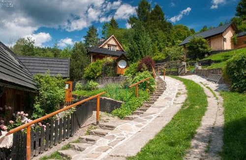 Piwniczna-Zdroj House | Pet-Friendly Retreat at Kalinowa Chata - Rated 9.2/10