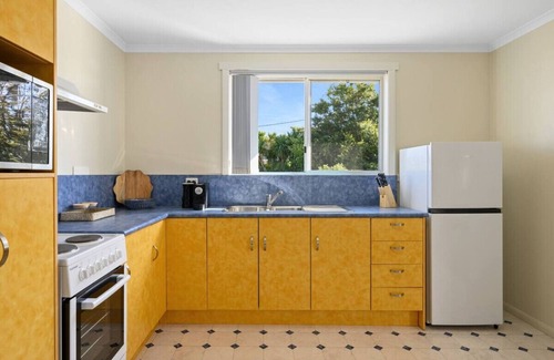 Port Sorell Condo | Oceanfront Kalisti Suites: Family-Friendly Mykonos Retreat
