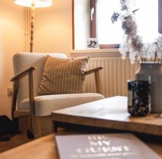 Westertilli Apartment | Discover Kalle's Reethus: Pet-Friendly with Hot Tub Bliss
