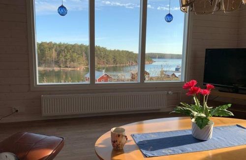 Odkarby House | Scenic Kalles: Oceanfront Haven with 10/10 Guest Rating