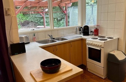 Wentworth Falls House | Experience Kallianna in Wentworth Falls: Family-Friendly Stay
