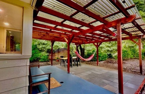 Wentworth Falls House | Experience Kallianna in Wentworth Falls: Family-Friendly Stay
