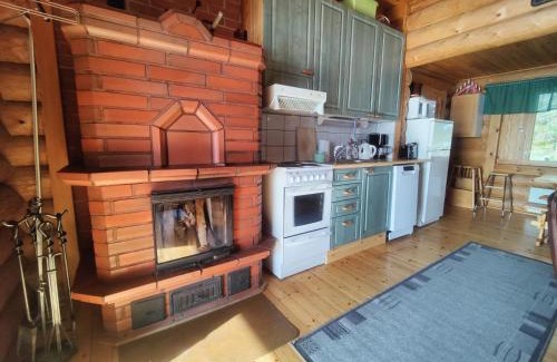 Alavus Ski Chalet | Pet-Friendly Kalliorinteen Mökit Havupirtti - Great Family Getaway